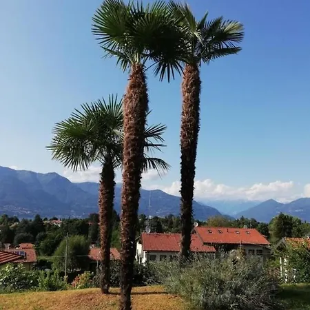 Residenza Nasca Mit Schwimmbad Casa vacanze Castelveccana